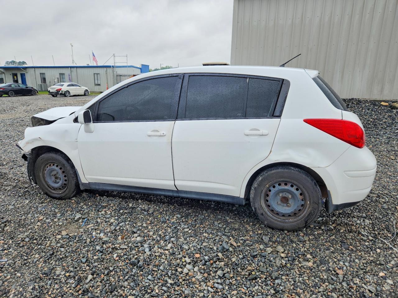 Nissan Versa 1.8 S
