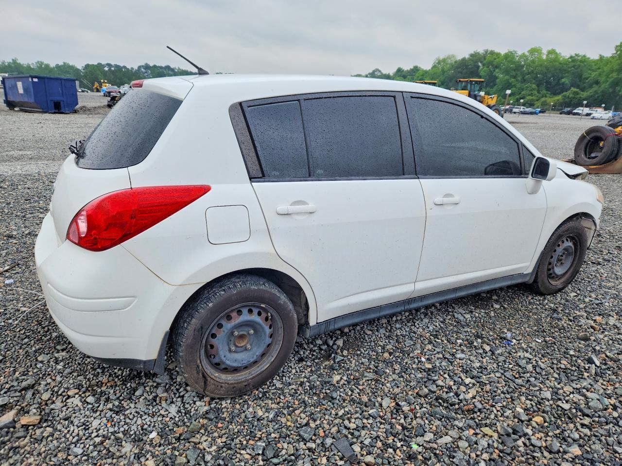 Nissan Versa 1.8 S