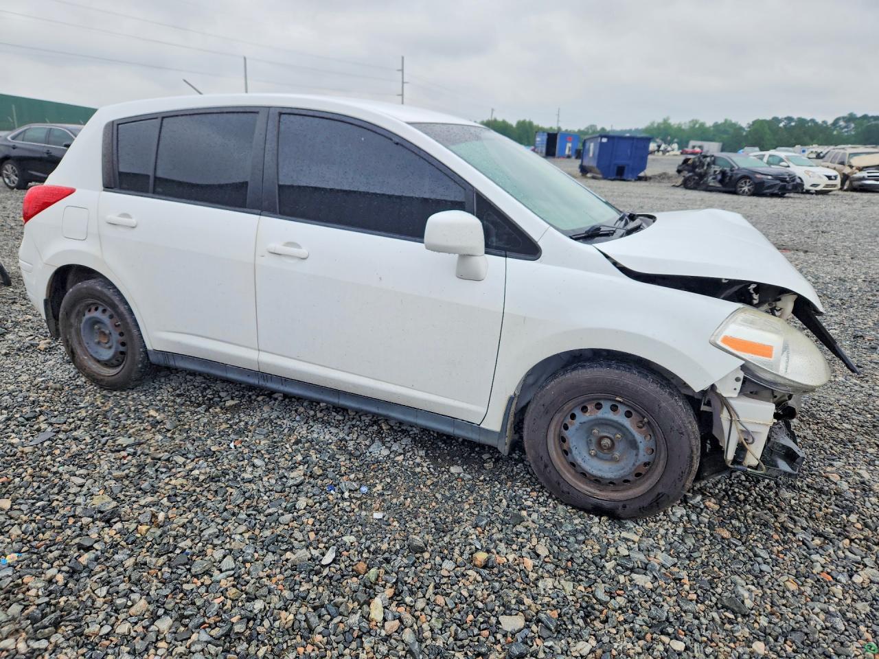 Nissan Versa 1.8 S