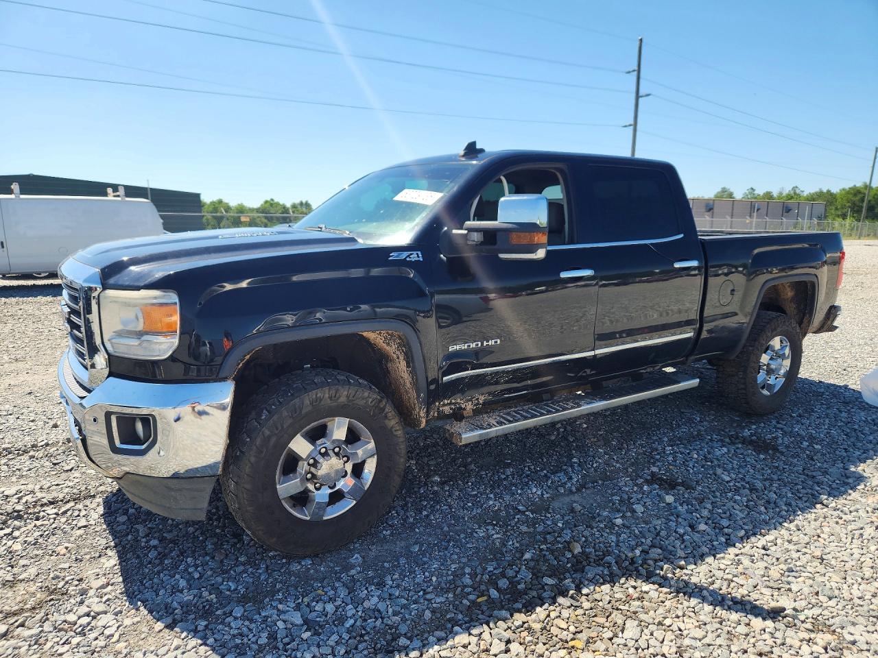 Salvage GMC Sierra Image