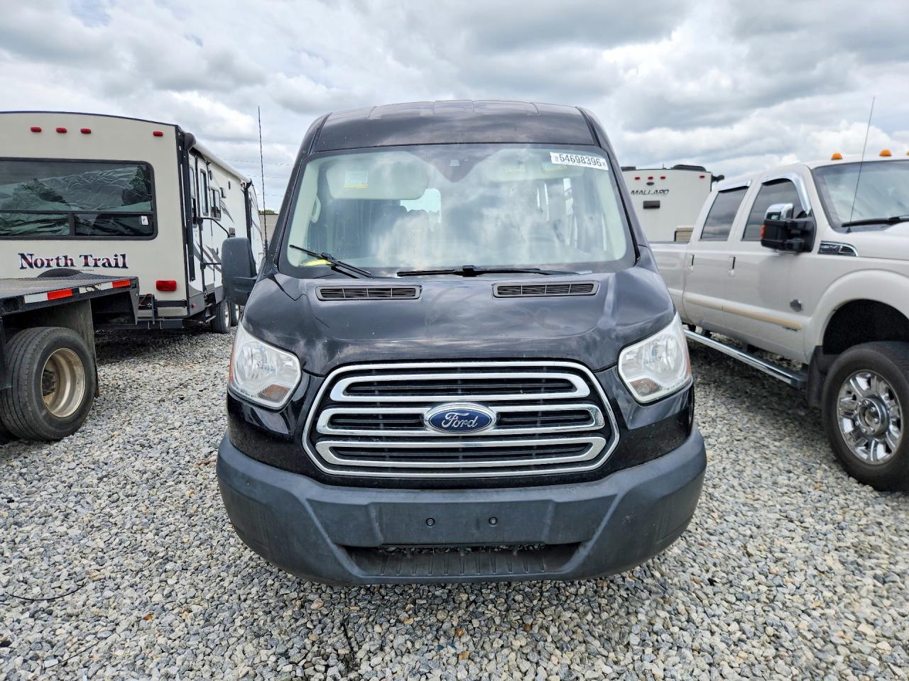 Ford Transit T-350
