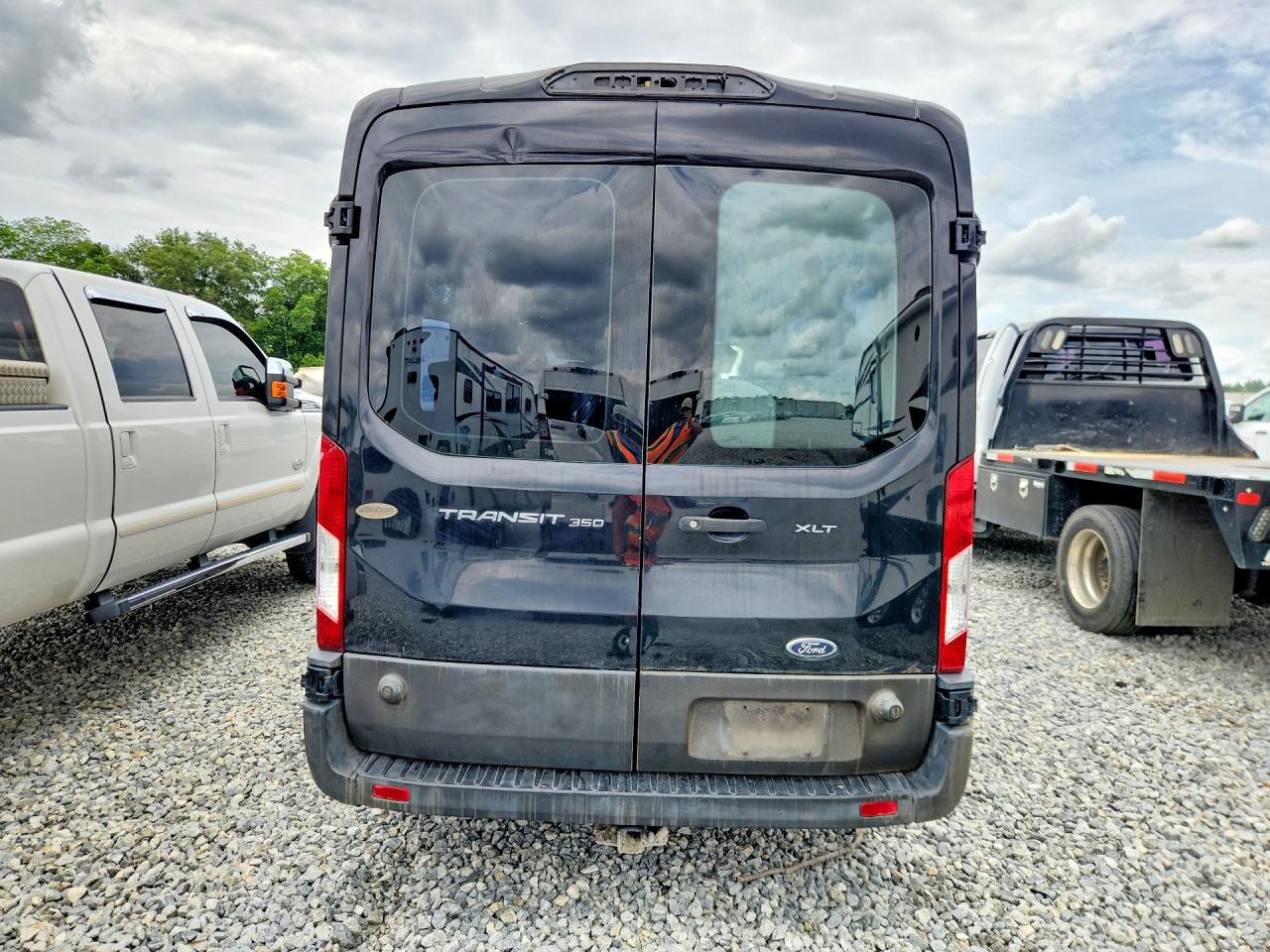 Ford Transit T-350