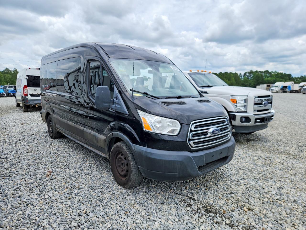 Ford Transit T-350