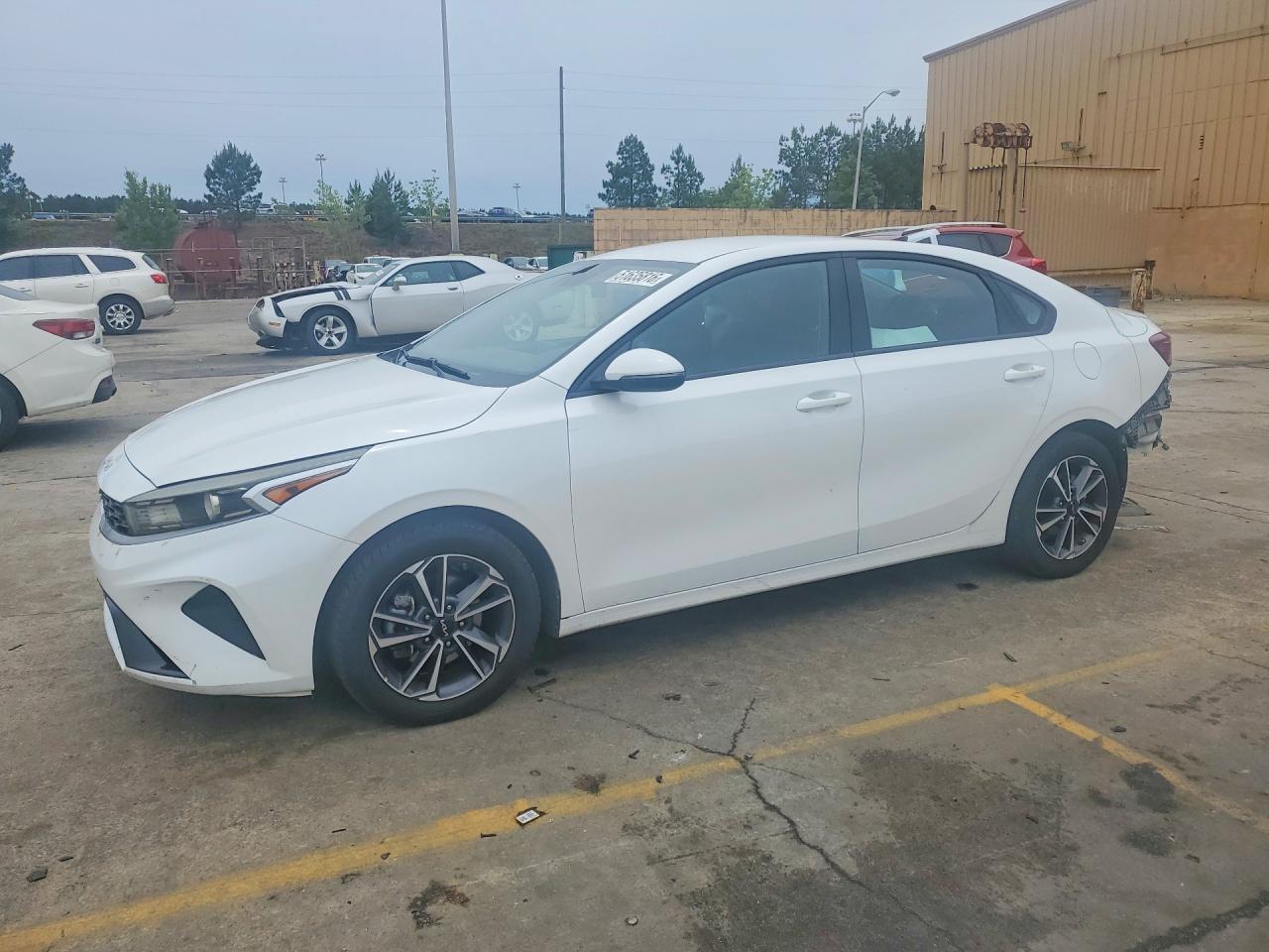 Salvage Kia Forte Image