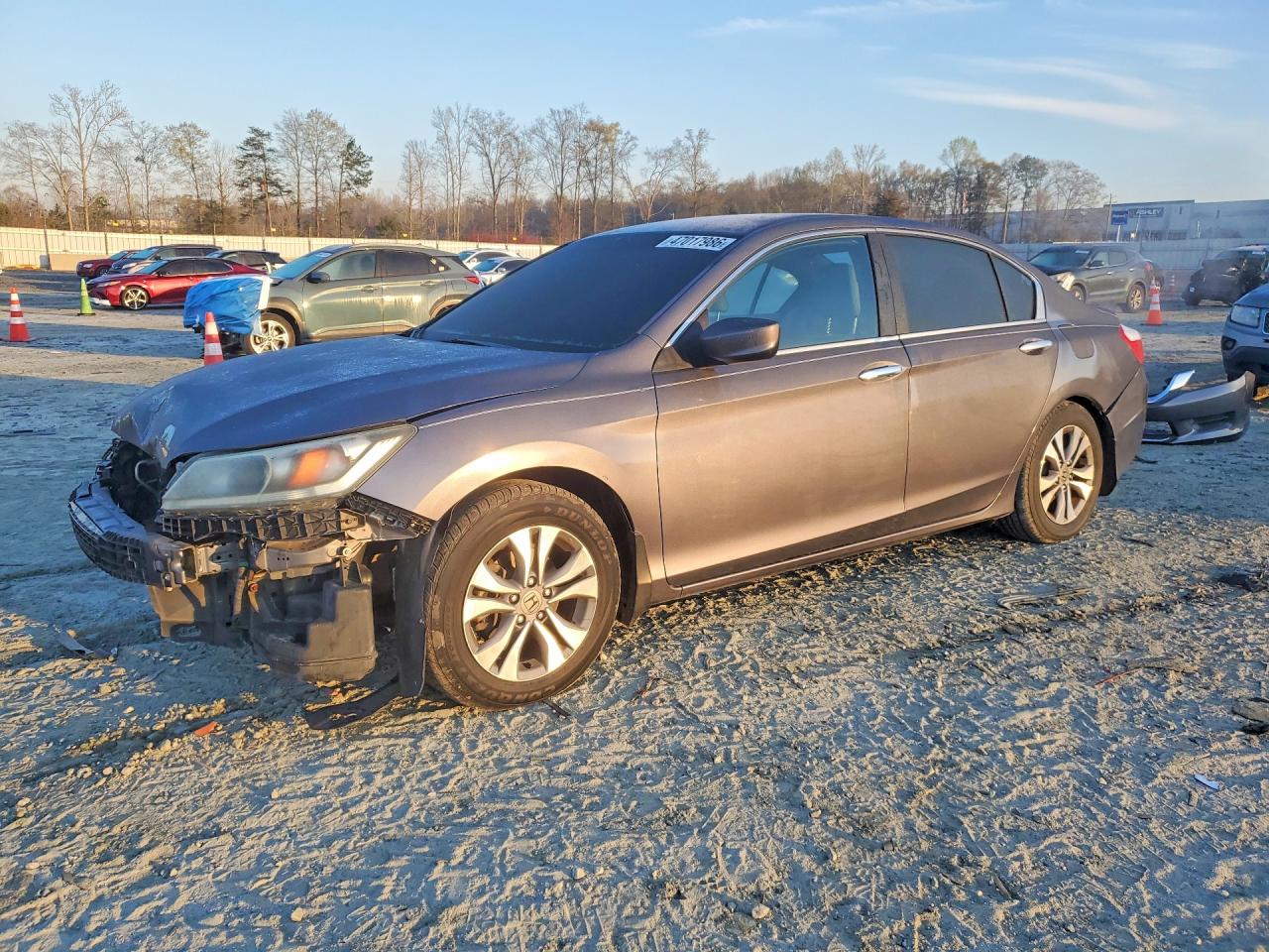 Salvage Honda Accord Image