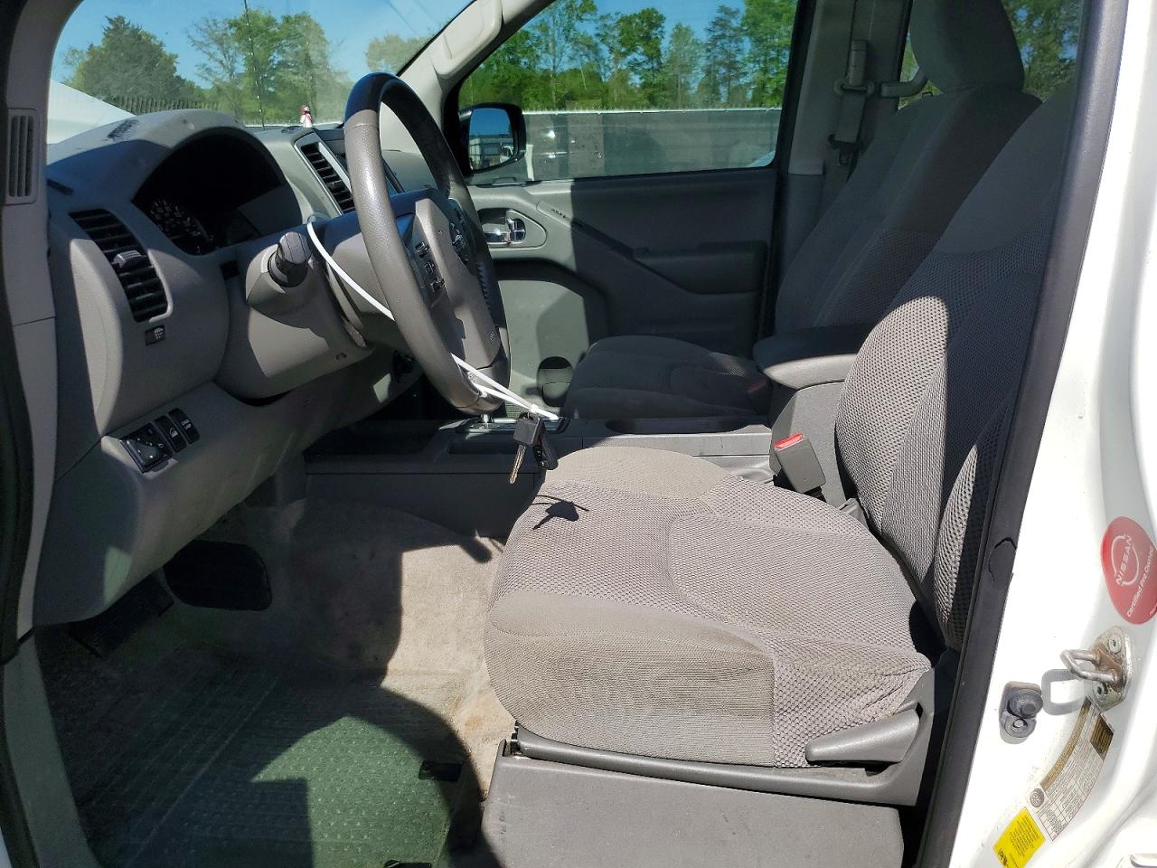 Nissan Frontier Sv