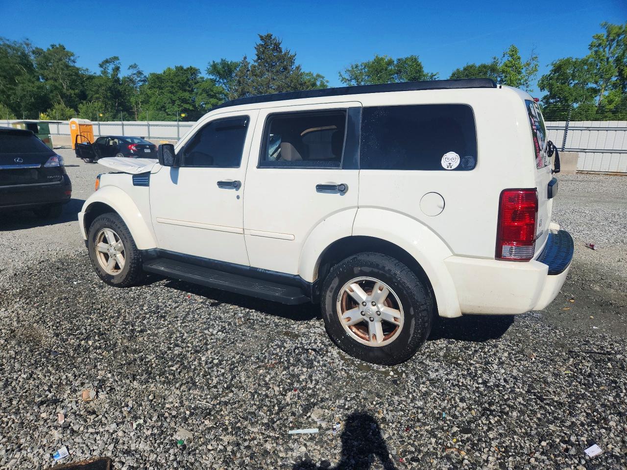 Dodge Nitro Sxt