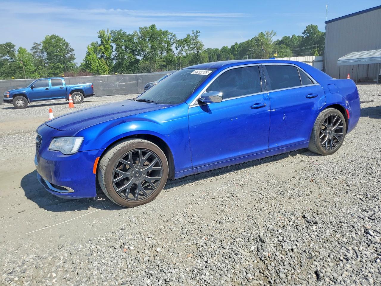 Salvage Chrysler 300 Image