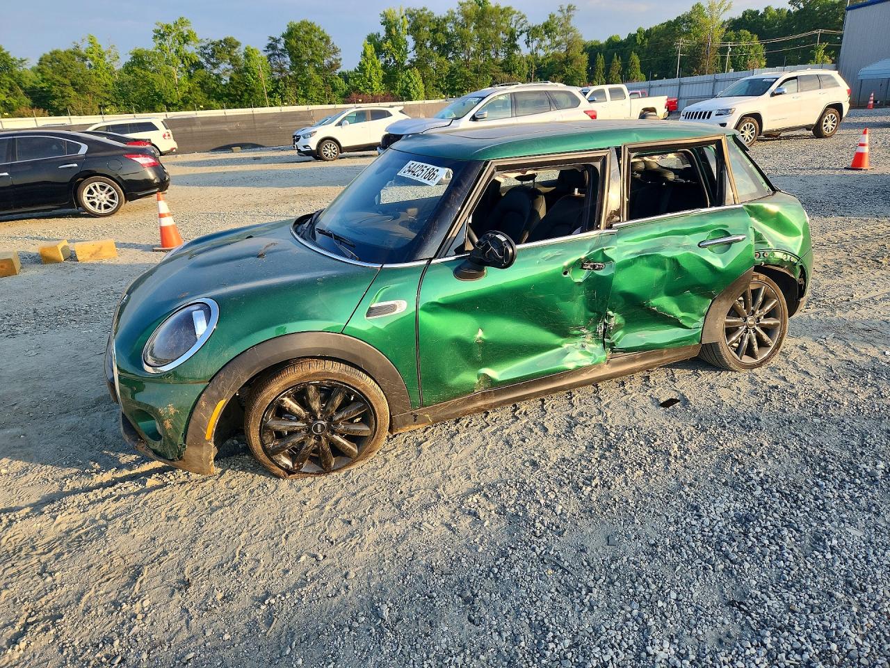 Salvage MINI Cooper Image