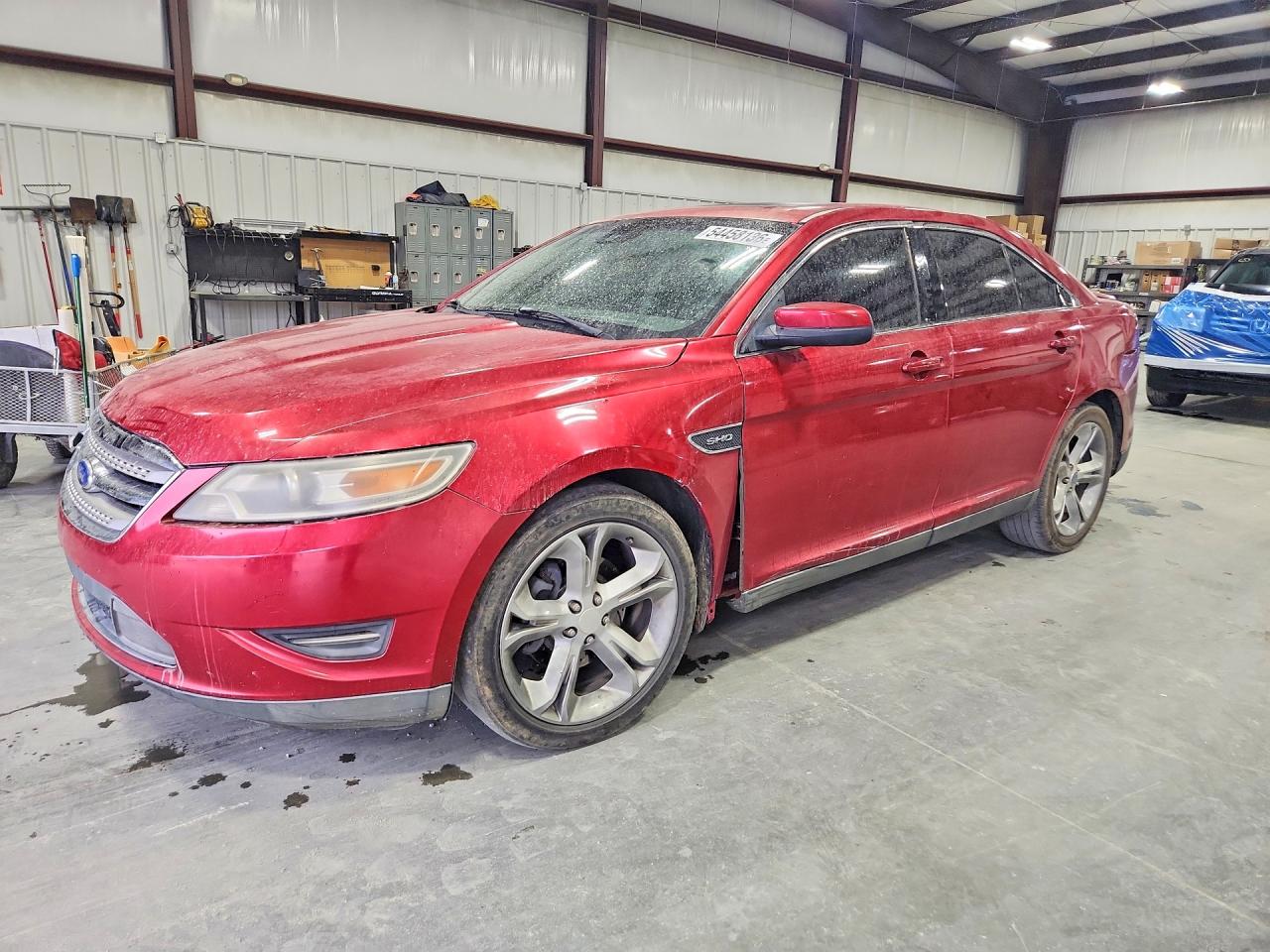 Salvage Ford Taurus Image