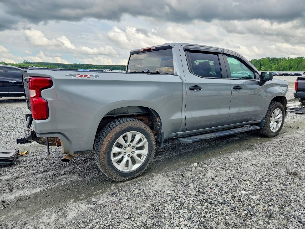 Chevrolet Silverado K1500 Custom
