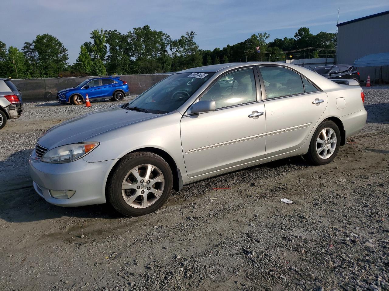 Salvage Toyota Camry Image