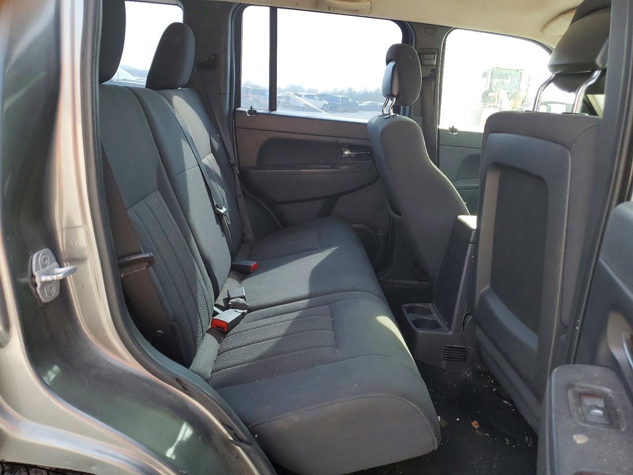 Jeep Liberty Sport