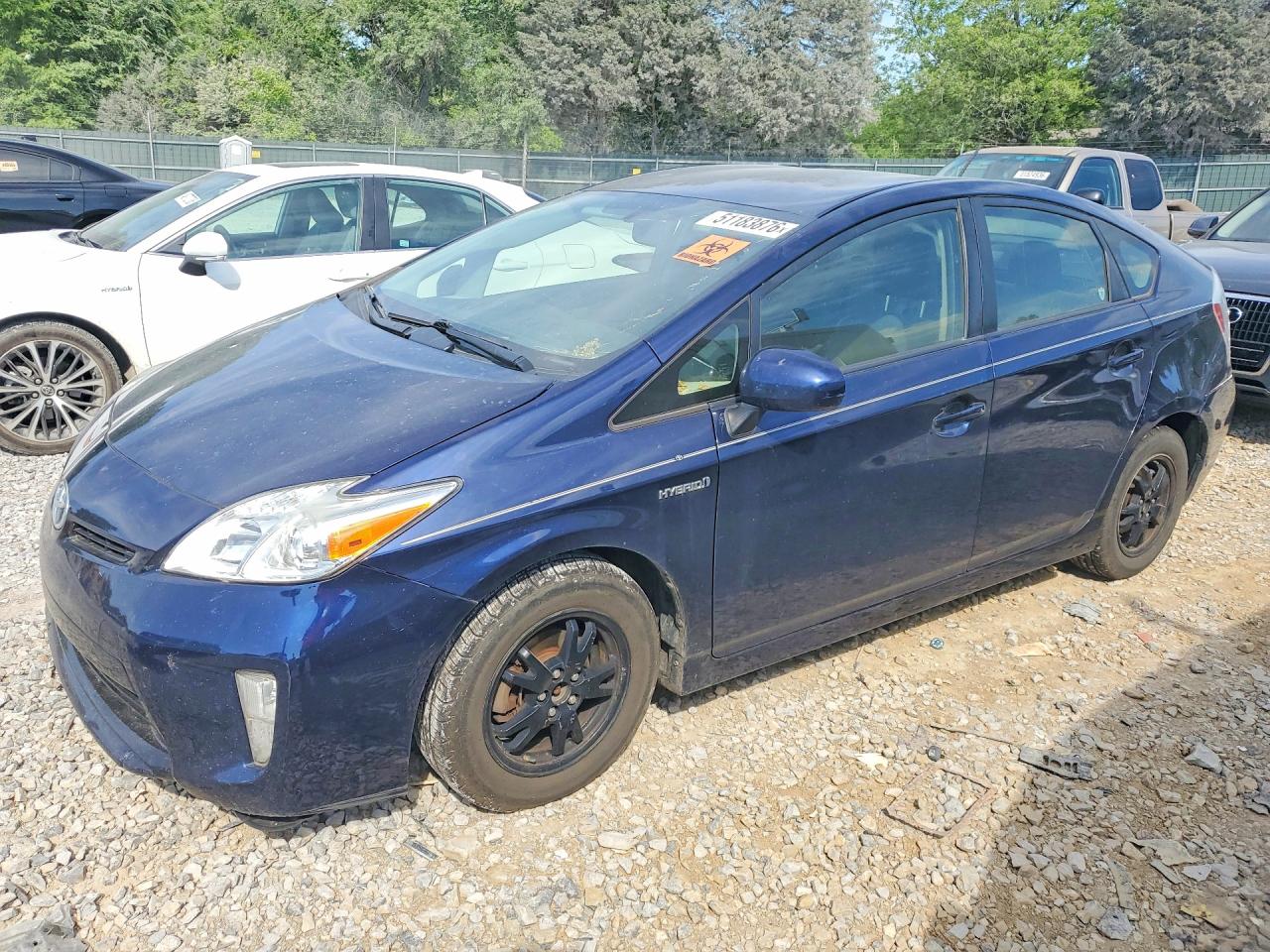 Salvage Toyota Prius Image