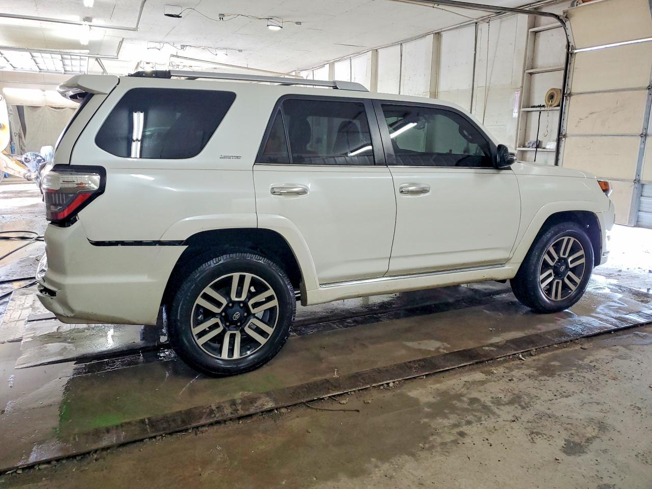 Toyota 4Runner Limited