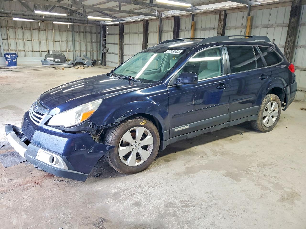 Salvage Suba Outback Image