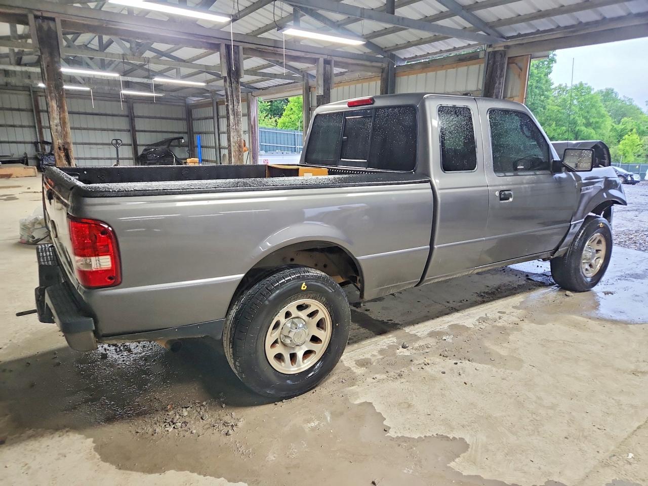 Ford Ranger Super Cab