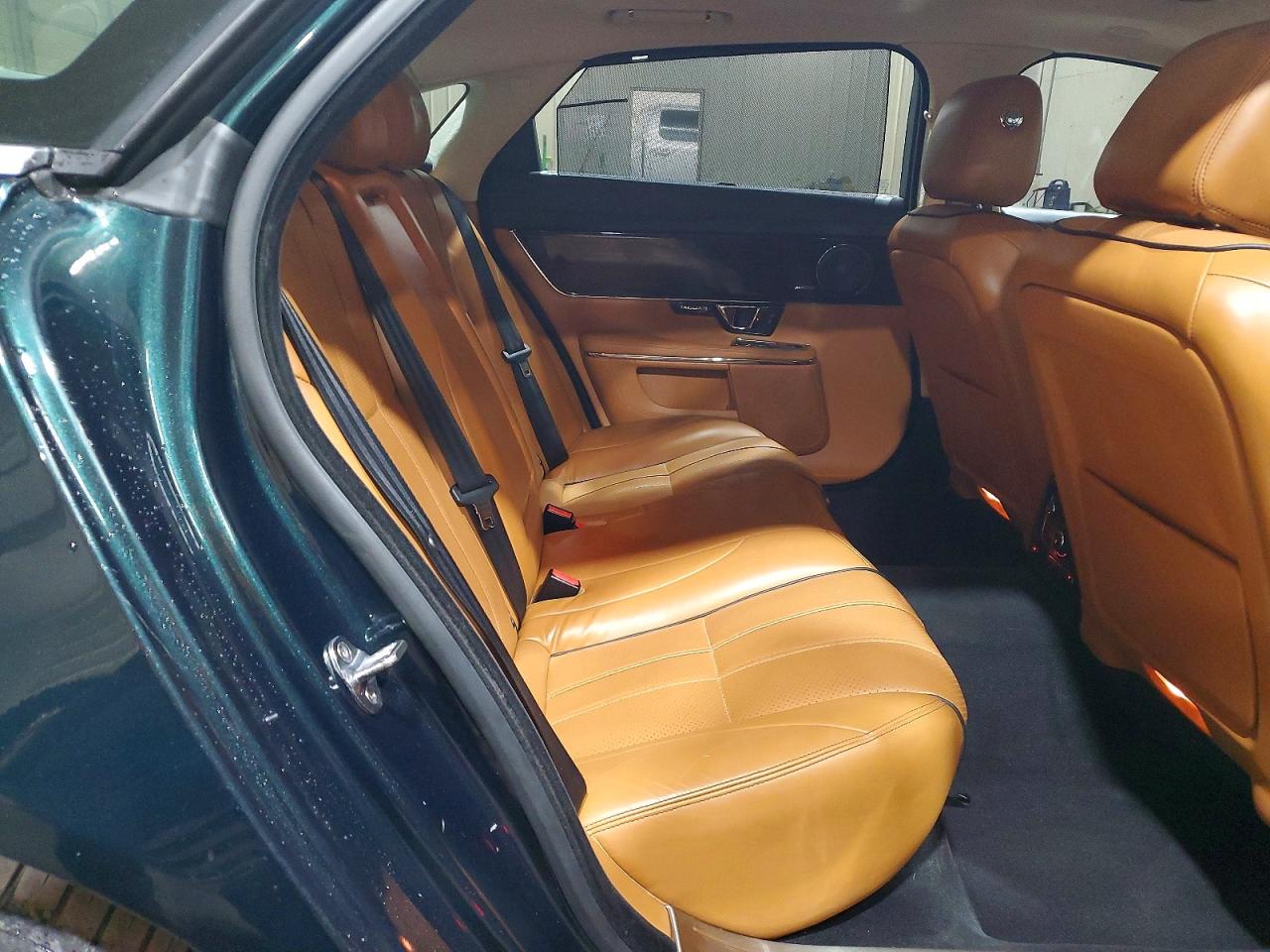 Jaguar XJ Portfolio