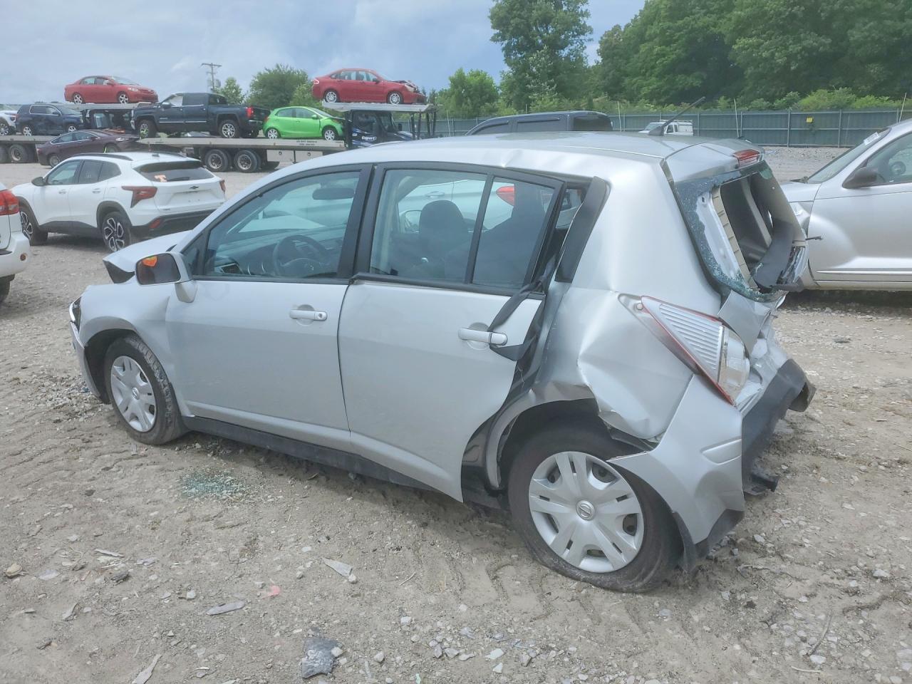 Nissan Versa 1.8 S