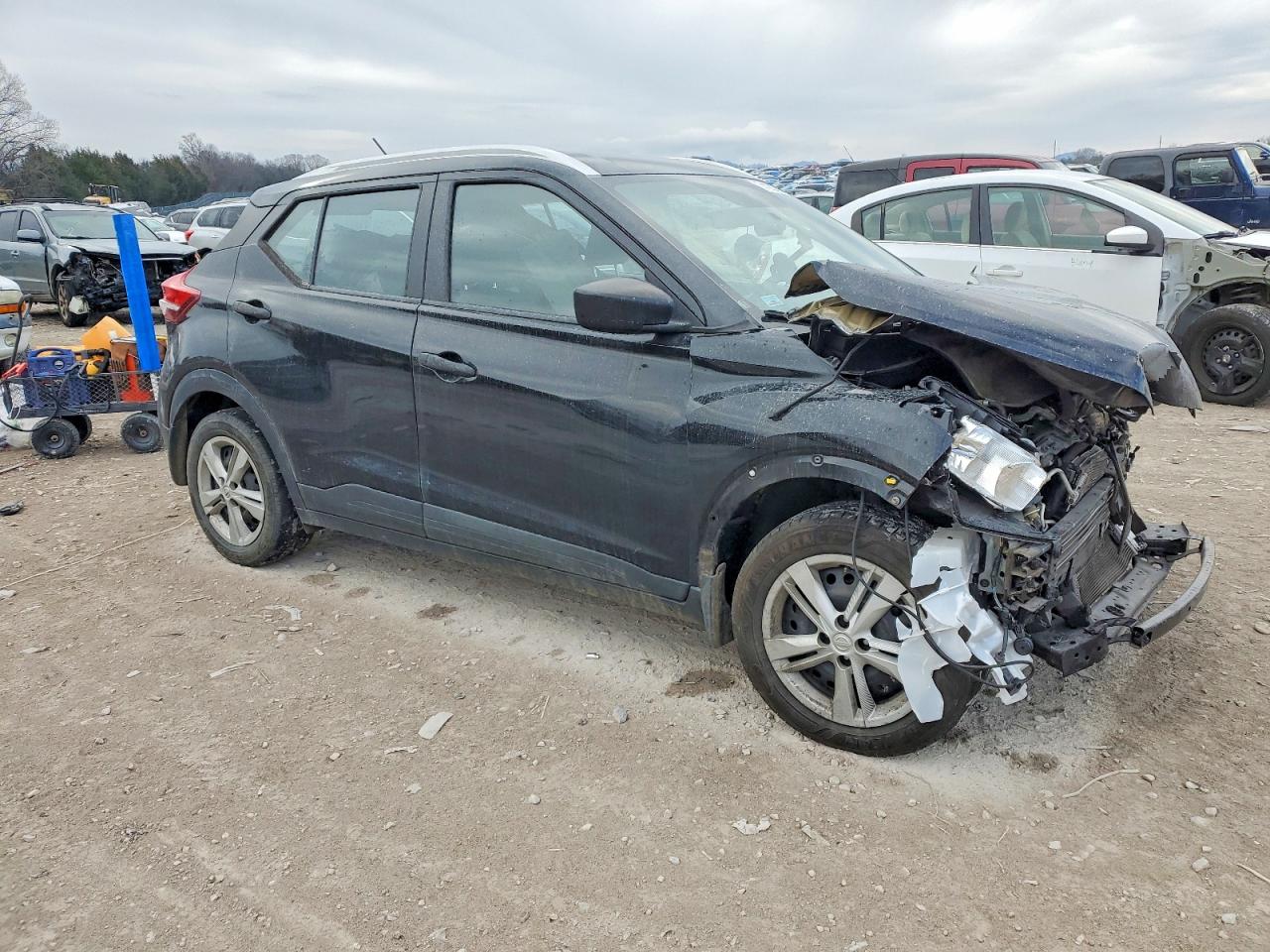 Nissan Kicks S