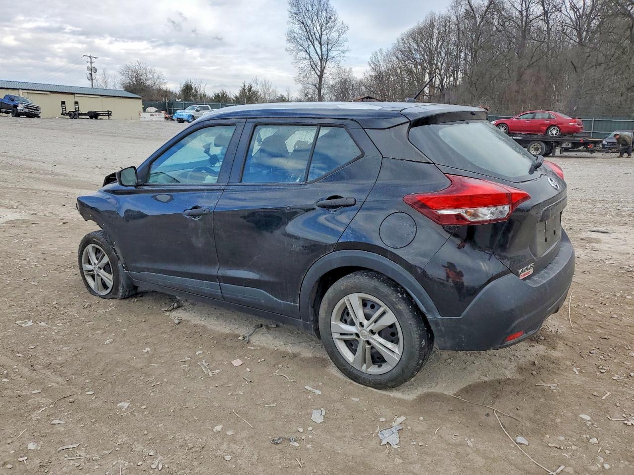 Nissan Kicks S