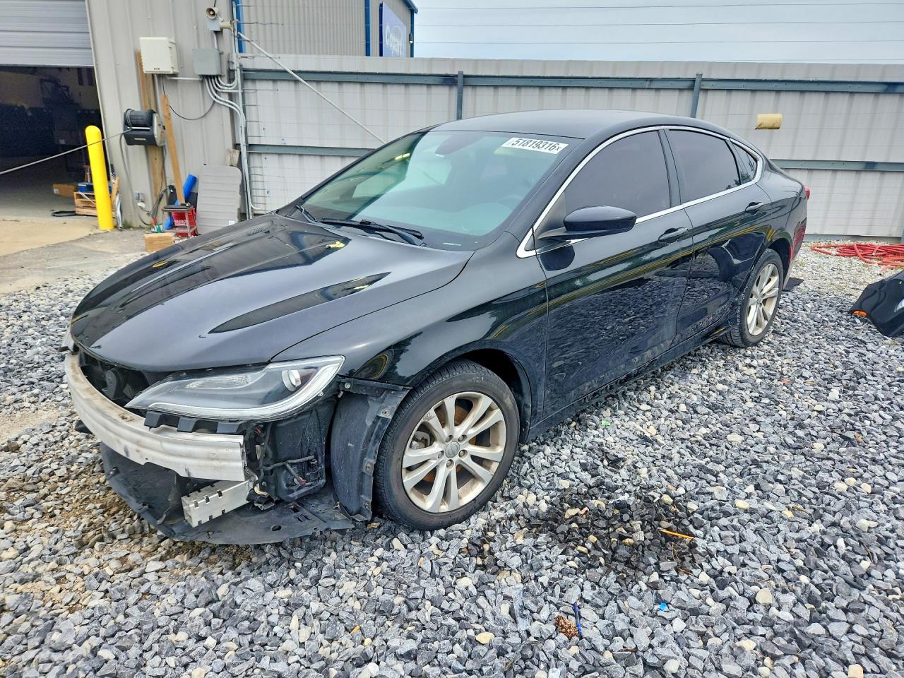 Salvage Chrysler 200 Image