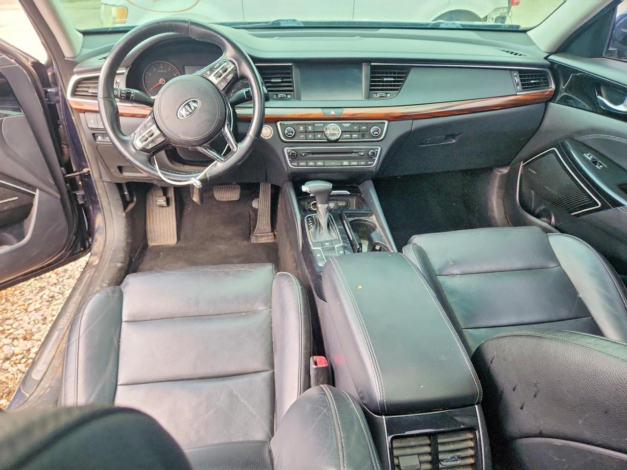 Kia Cadenza Premium