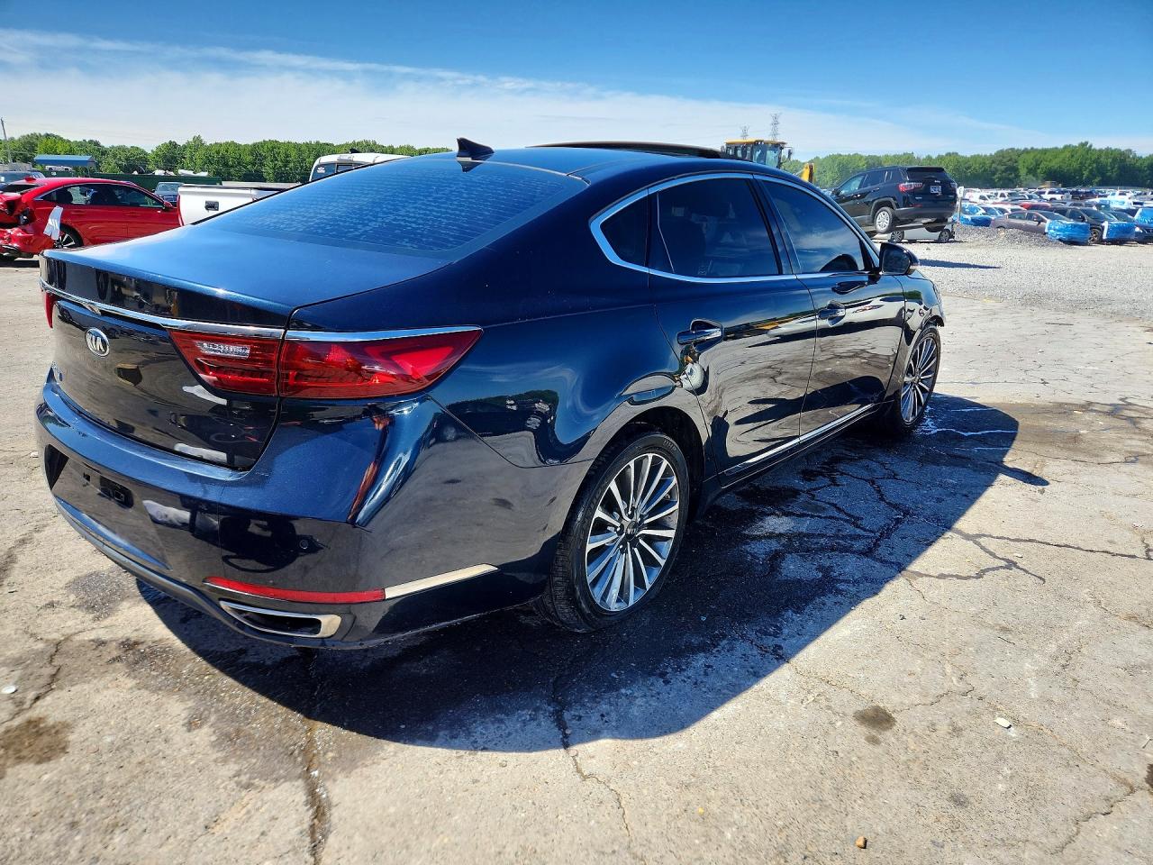 Kia Cadenza Premium