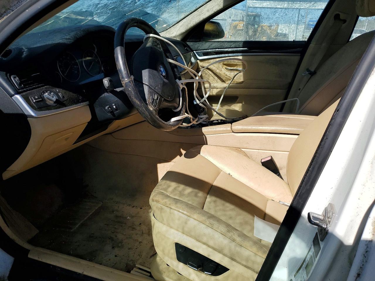 BMW 5 Series Xi