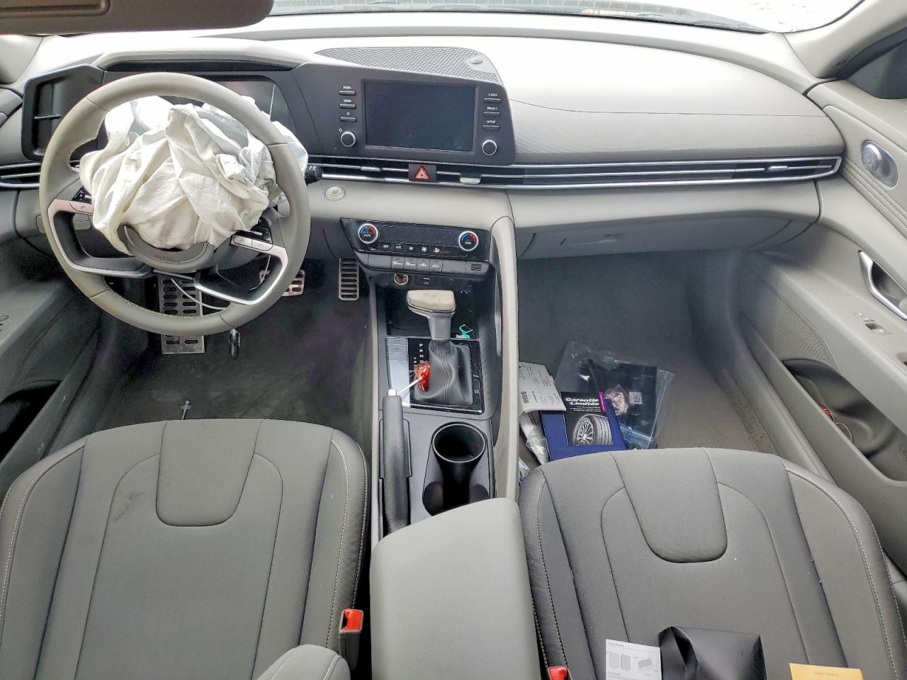 Hyundai ELANTRA Sel Sport