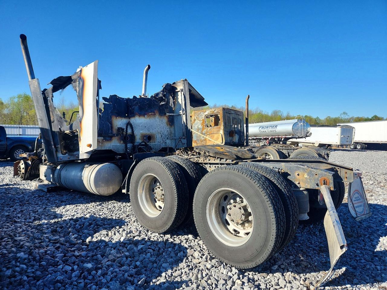 Freightliner Conventional Coronado 132