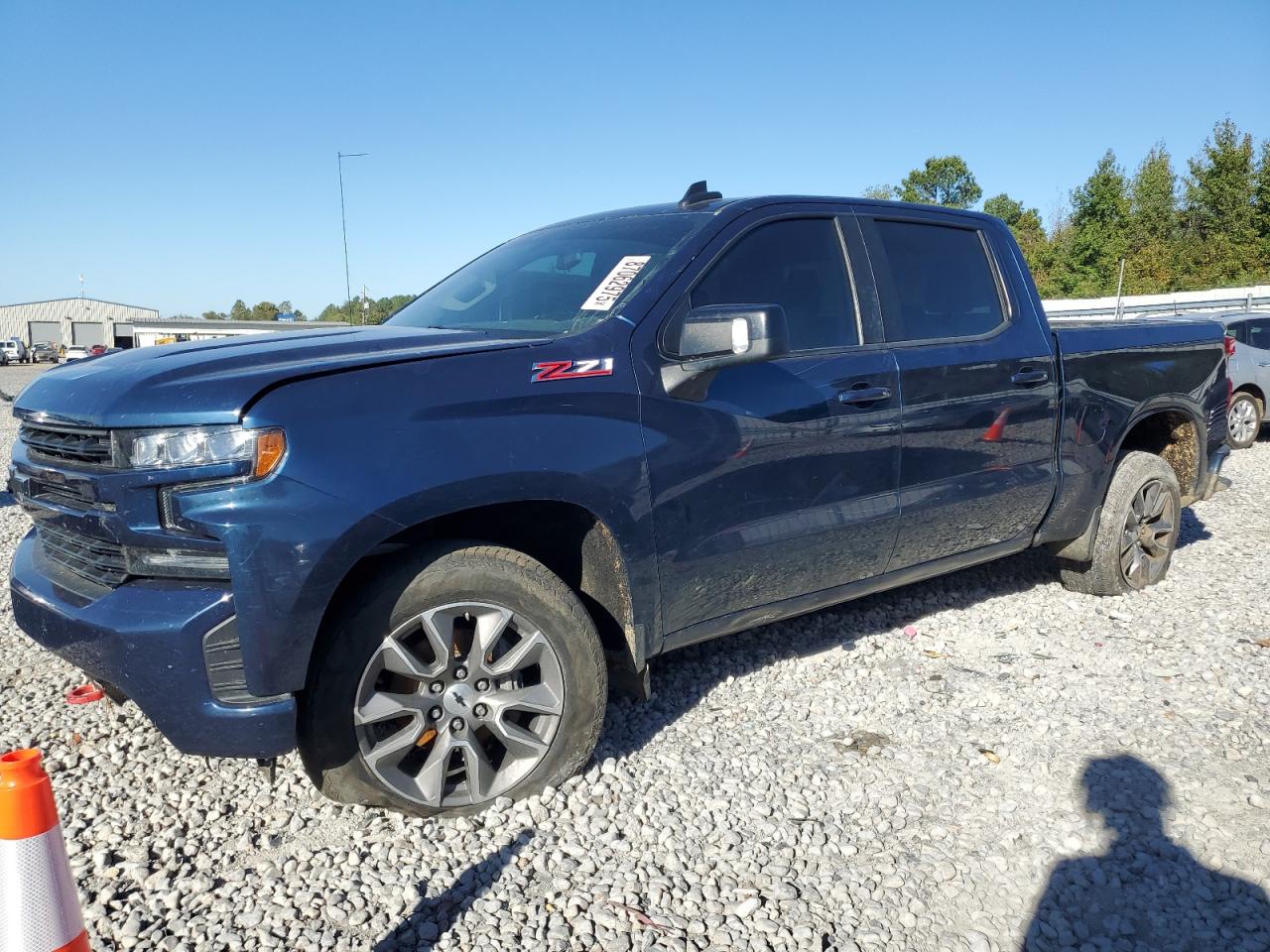 Salvage Chevrolet Silverado Image