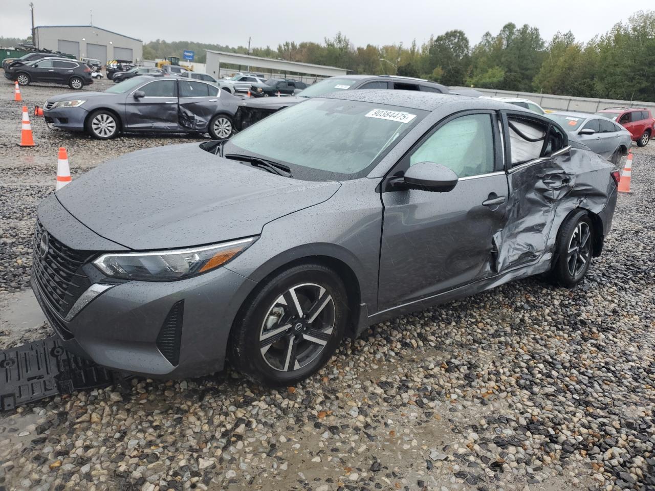 Salvage Nissan Sentra Image