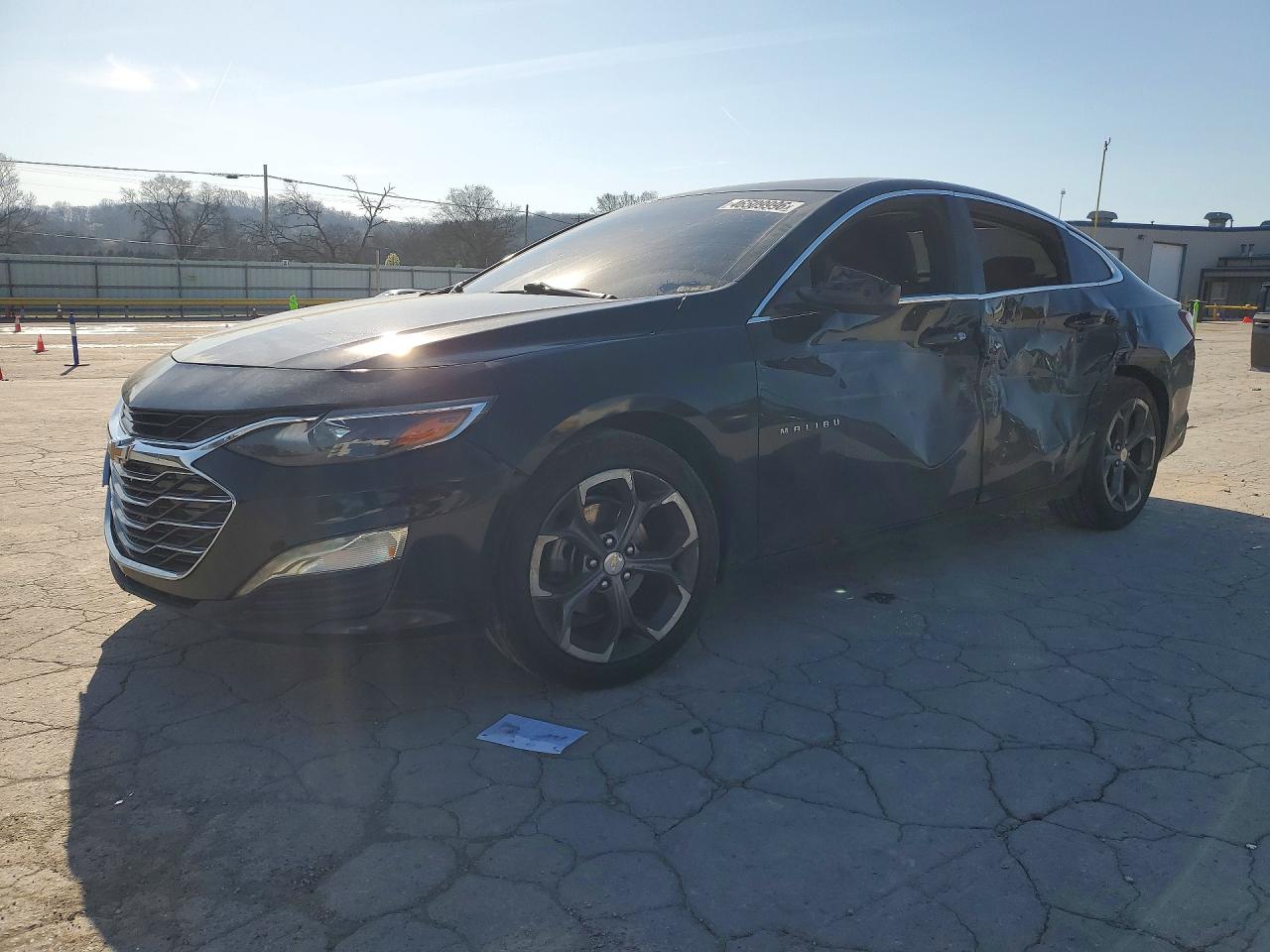 Salvage Chevrolet Malibu Image
