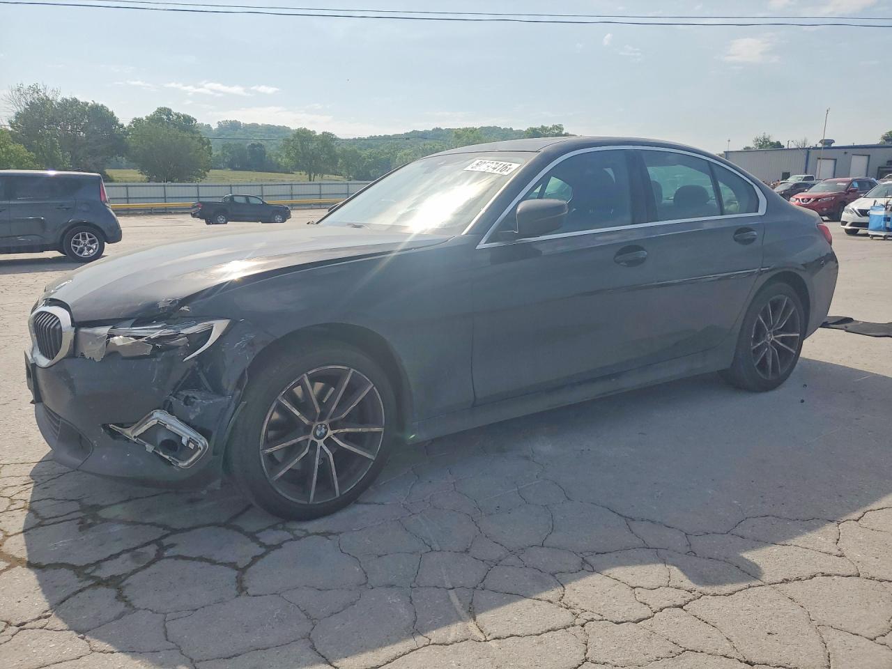 Salvage BMW 3 Series Image