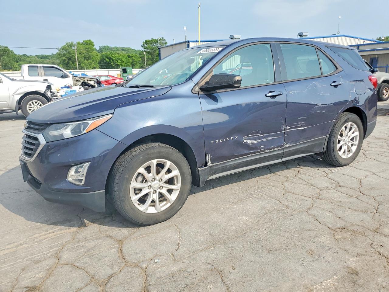 Salvage Chevrolet Equinox Image