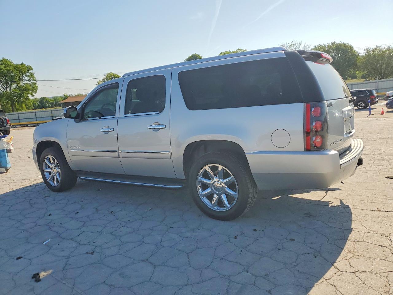 GMC Yukon Denali