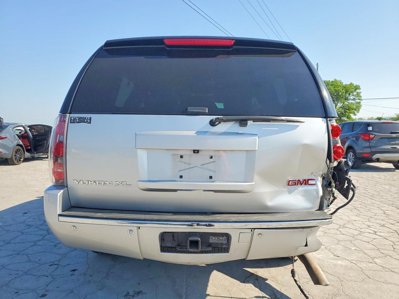 GMC Yukon Denali