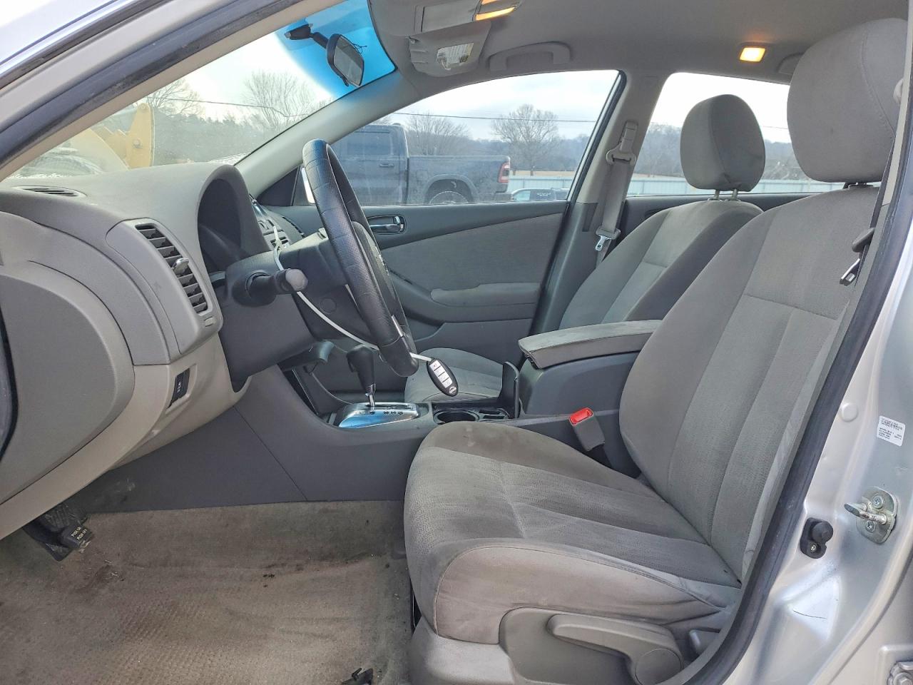 Nissan Altima Base