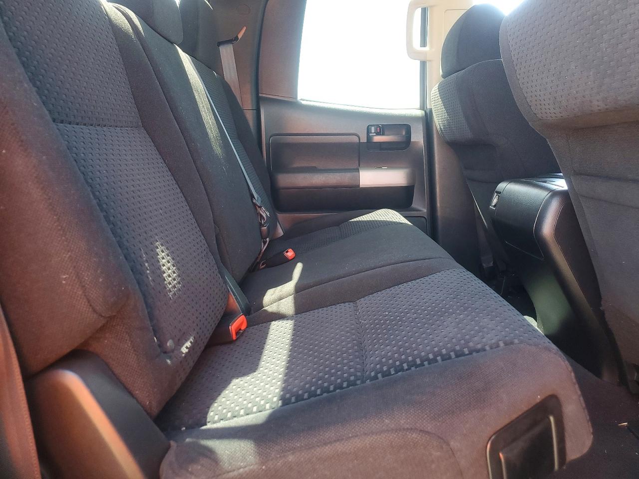 Toyota Tundra Double Cab Sr5