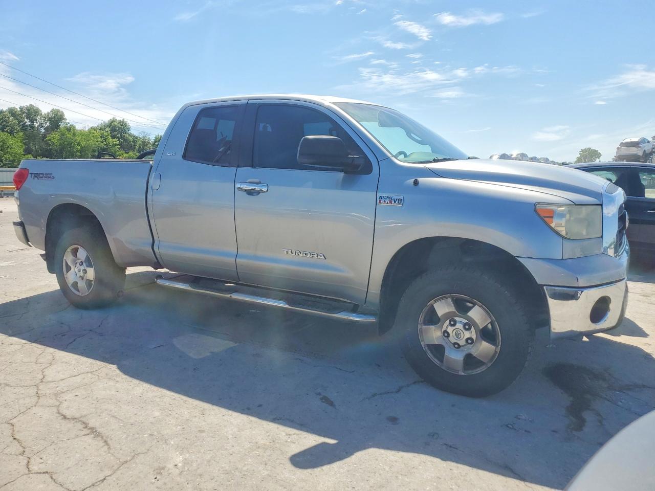 Toyota Tundra Double Cab Sr5