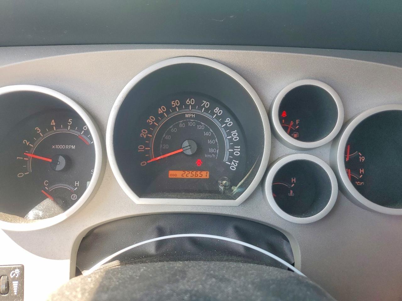 Toyota Tundra Double Cab Sr5