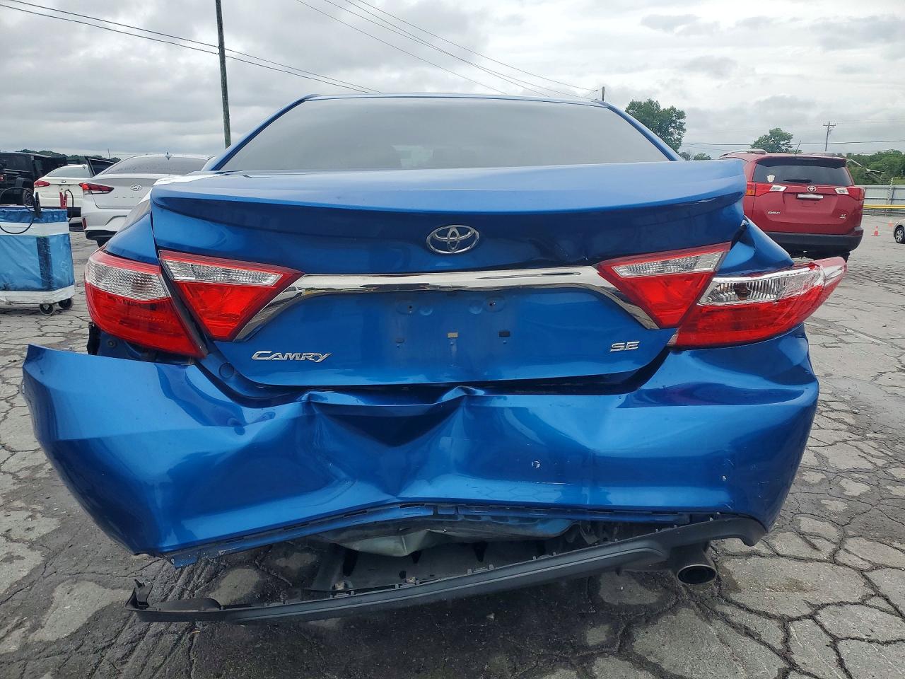 Toyota Camry Se