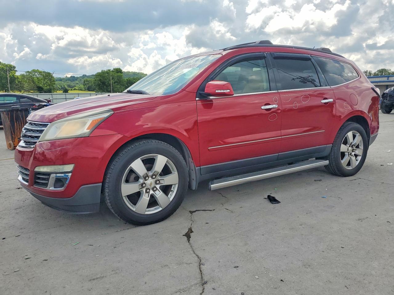 Salvage Chevrolet Traverse Image