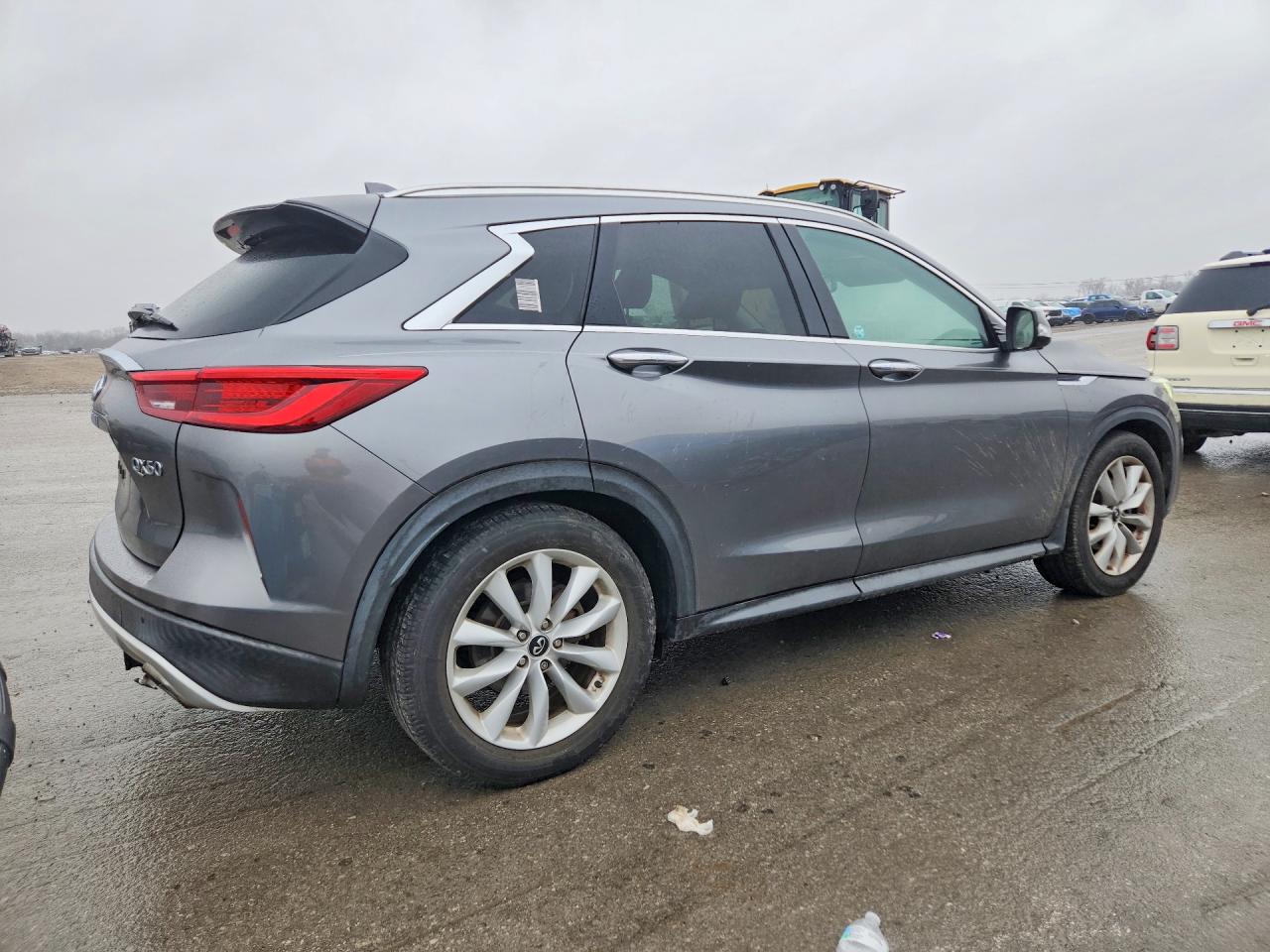 INFINITI Qx Essential