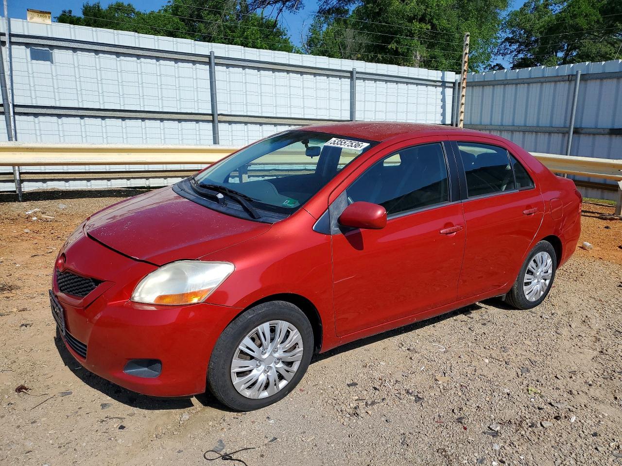 Salvage Toyota Yaris Image