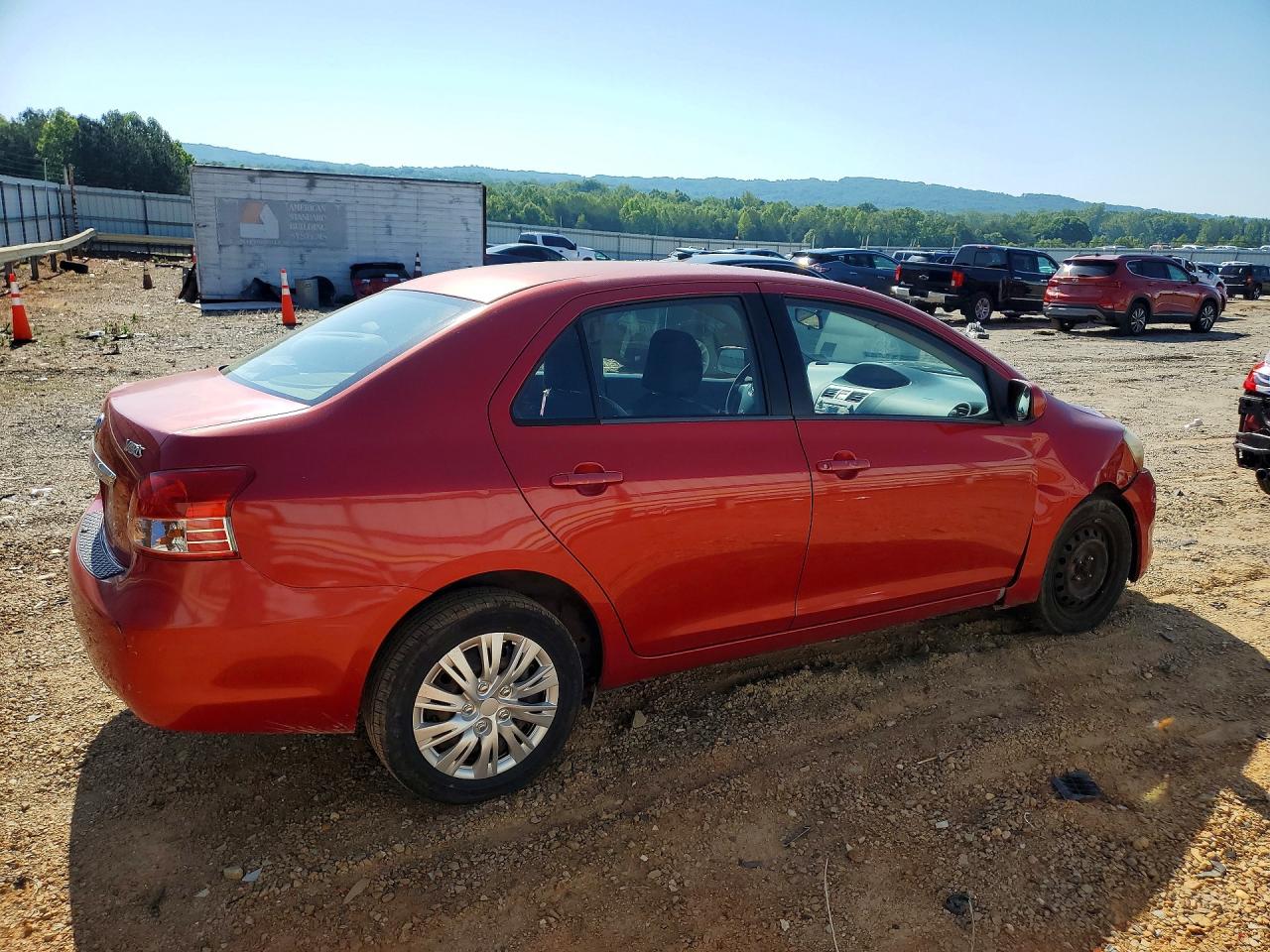 Toyota Yaris Base