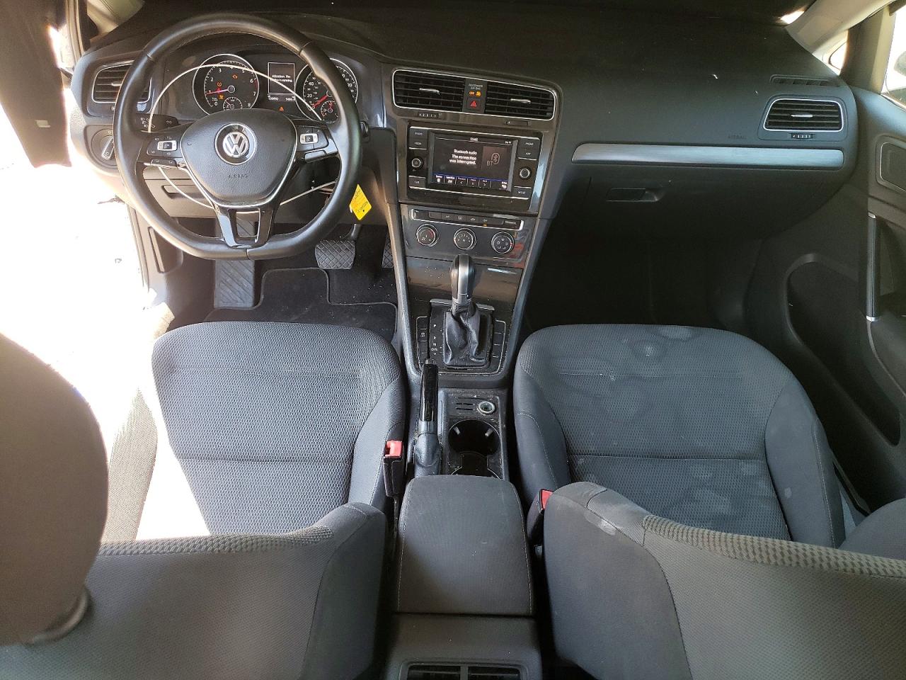 Volkswagen Golf S