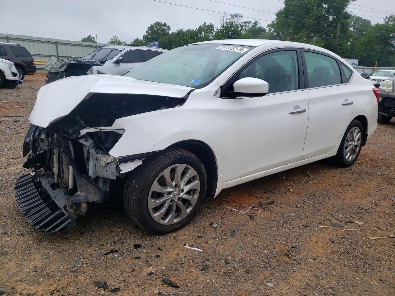 Salvage Nissan Sentra Image