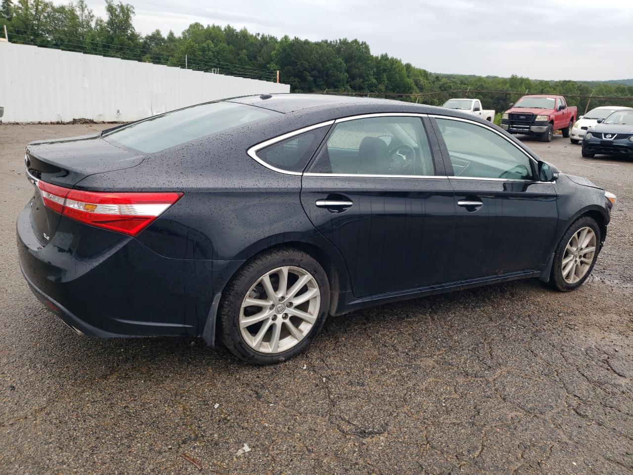 Toyota Avalon Base